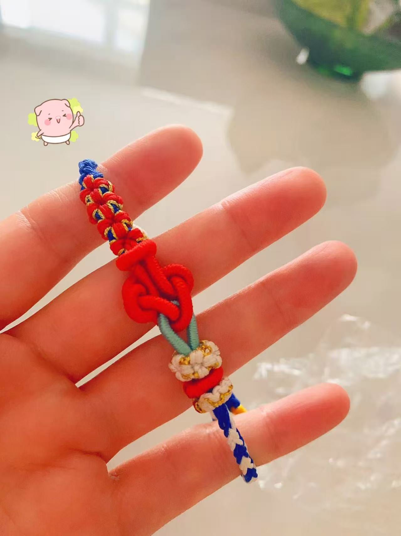 Classic traditional style bracelet