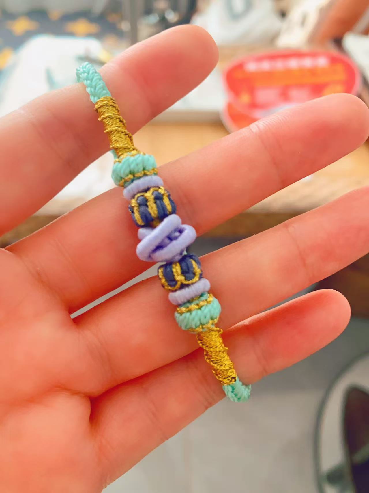 Classical knitting bracelet